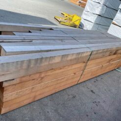 Độ bền cao, ít cong vênh