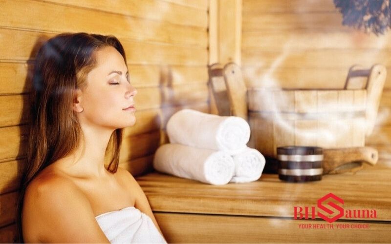 Xông hơi có giúp tóc giảm gãy rụng không