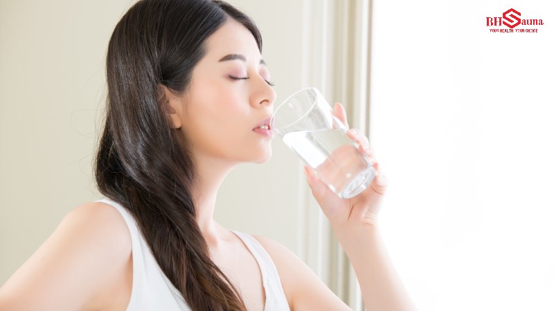 Bổ sung nước trước và sau khi xông hơi