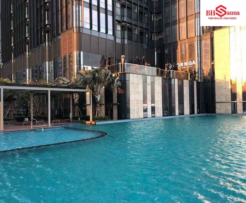 Xây bể bơi sân thượng cần lưu gì? Giải đáp thắc mắc từ A-Z Bể bơi Landmark 81 sở hữu view thành phố tuyệt đẹp