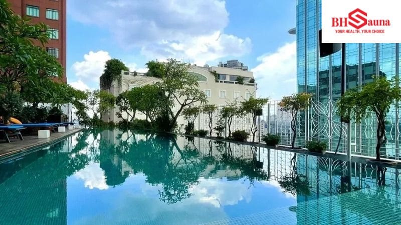 Xây bể bơi sân thượng cần lưu gì? Giải đáp thắc mắc từ A-Z Hồ bơi The Myst gây ấn tượng với 99.000 viên gạch mosaic Bát Tràng