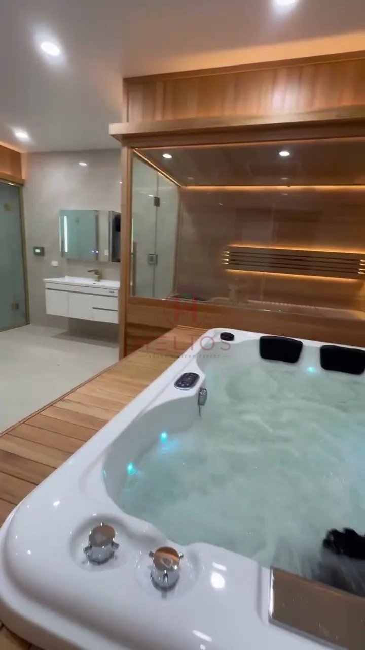 Tổng thể kính và gỗ của khu xông hơi