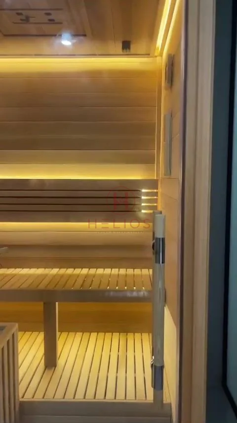 Ghế bậc trong phòng sauna tại Đông Anh