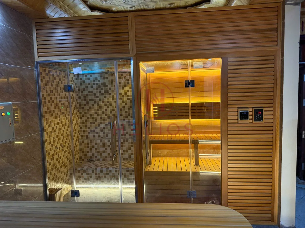 Phòng xông hơi Anh Hoàng Thái Nguyên Tổng thể sauna và khoang ướt với vật liệu tương phản