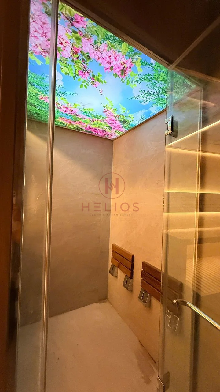 Phòng xông hơi Anh Hùng Vĩnh Thanh Trần trang trí xanh của khoang xông ướt