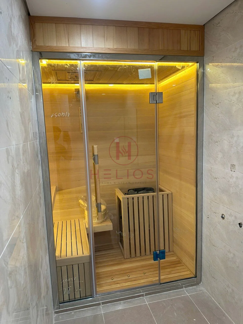 Phòng xông hơi Anh Trường Times City Cửa kính cabin sauna tại Times City Hà Nội