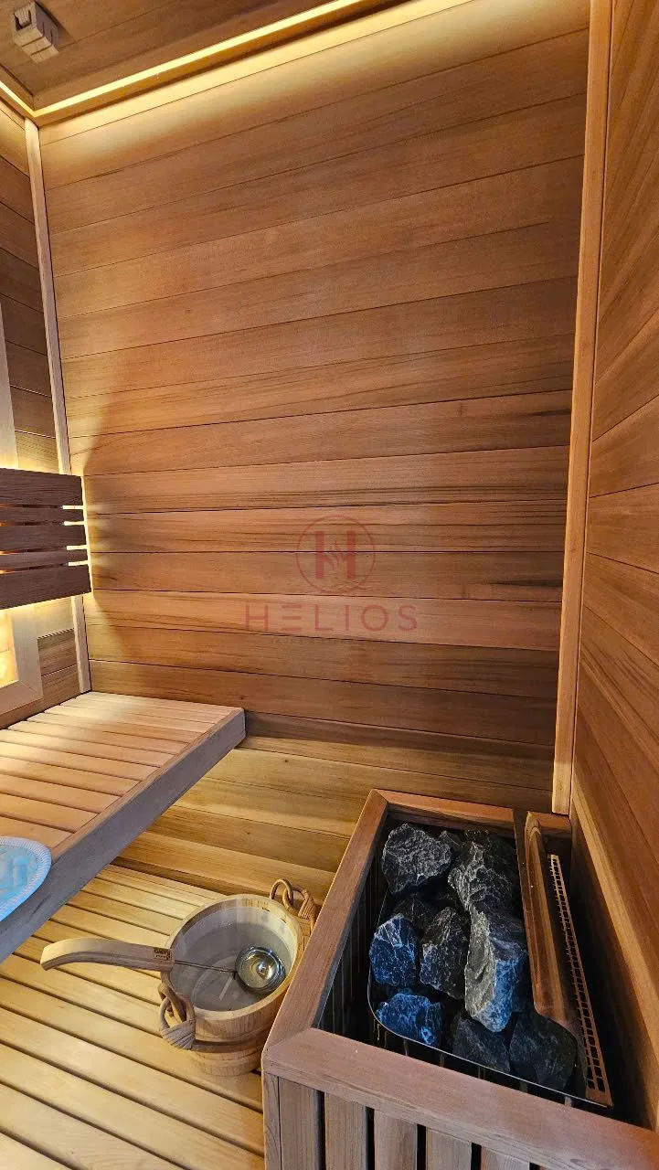 Phòng xông hơi Chị Thủy Hải Dương Chi tiết vách gỗ cánh gián và khu vực máy xông